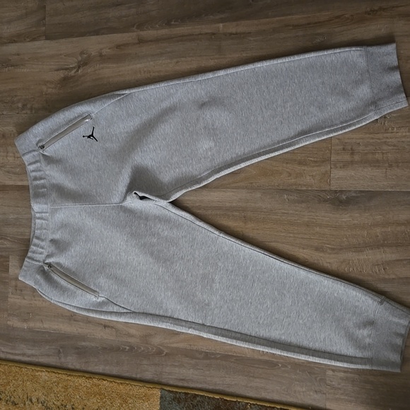 Joggers - Picture 1 of 4